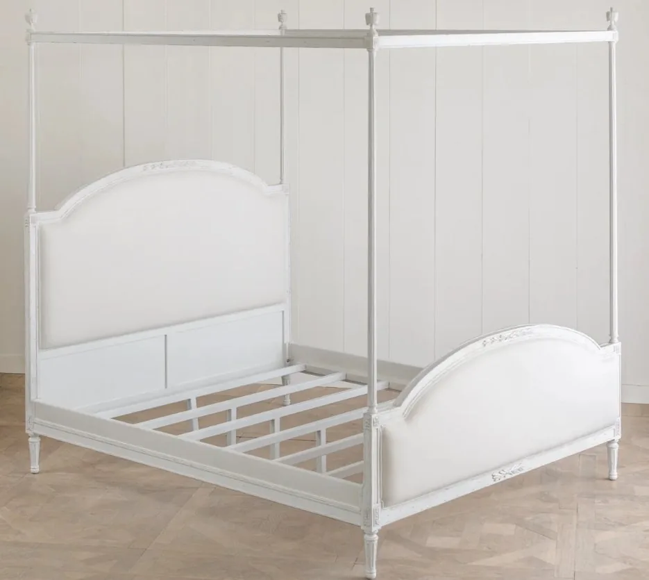 Dauphine Canopy Bed by Eloquence
