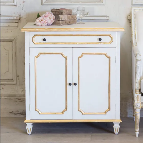 Royale Cabinet Gilt Highlight Finish by Eloquence