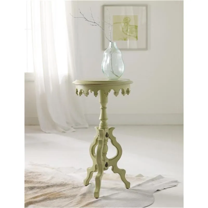 Mollie Accent Table by Hooker Furniture